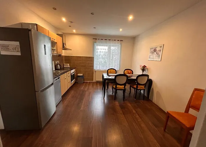 Private House 公寓